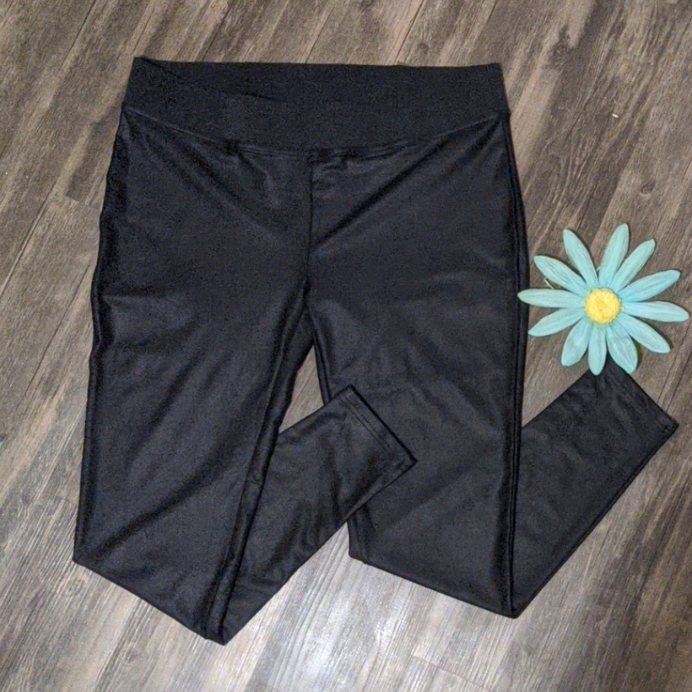 Very Wang faux leather leggings XL NWOT